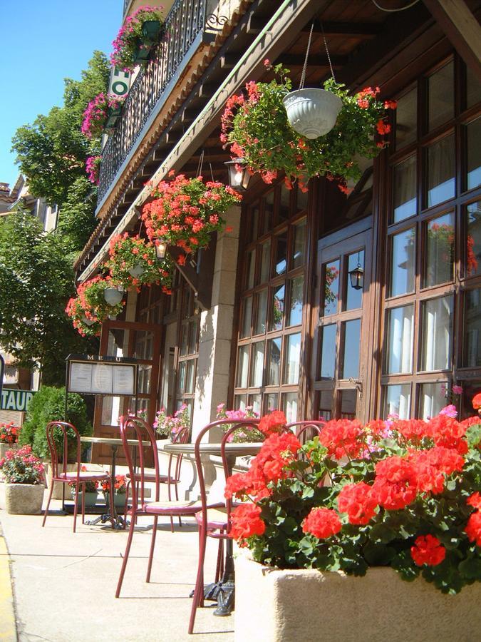 Le Ponant Hotel Pradelles Exterior photo